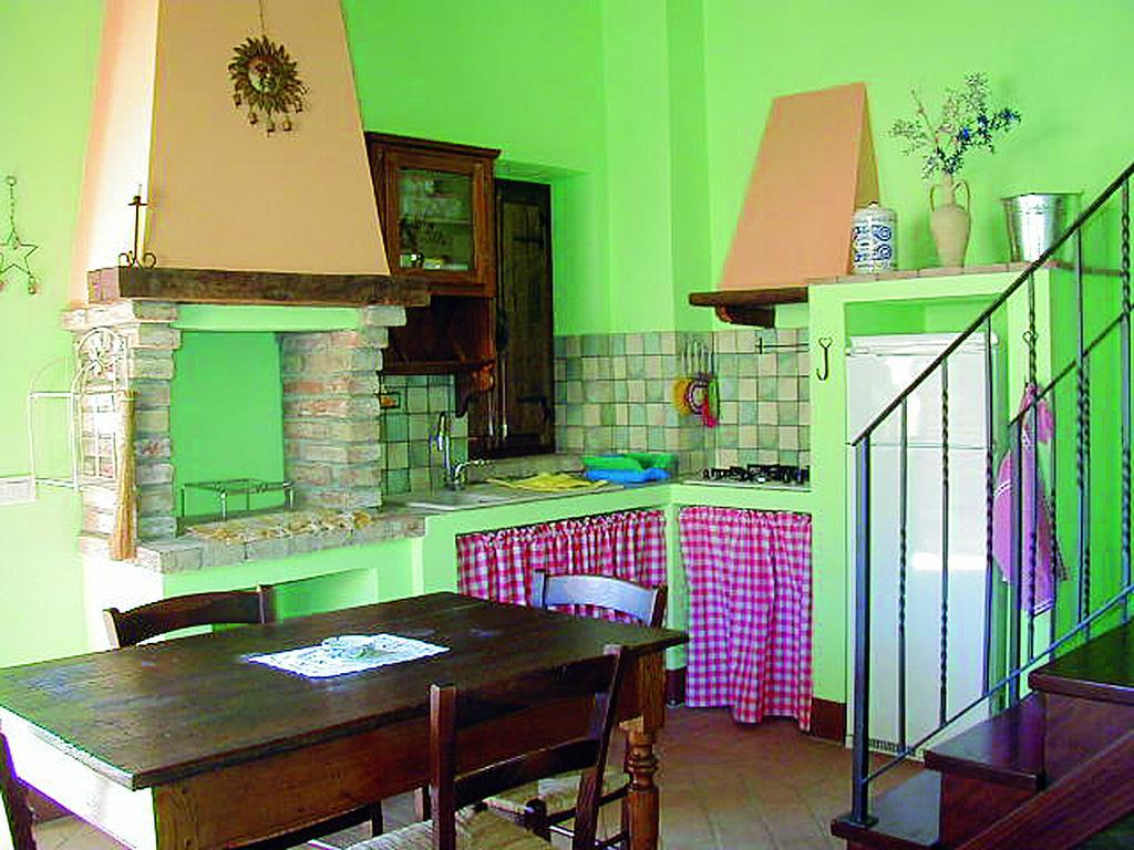 Апартаменты Casale Poggio Colpiccione Пассиньяно-суль-Тразимено Экстерьер фото