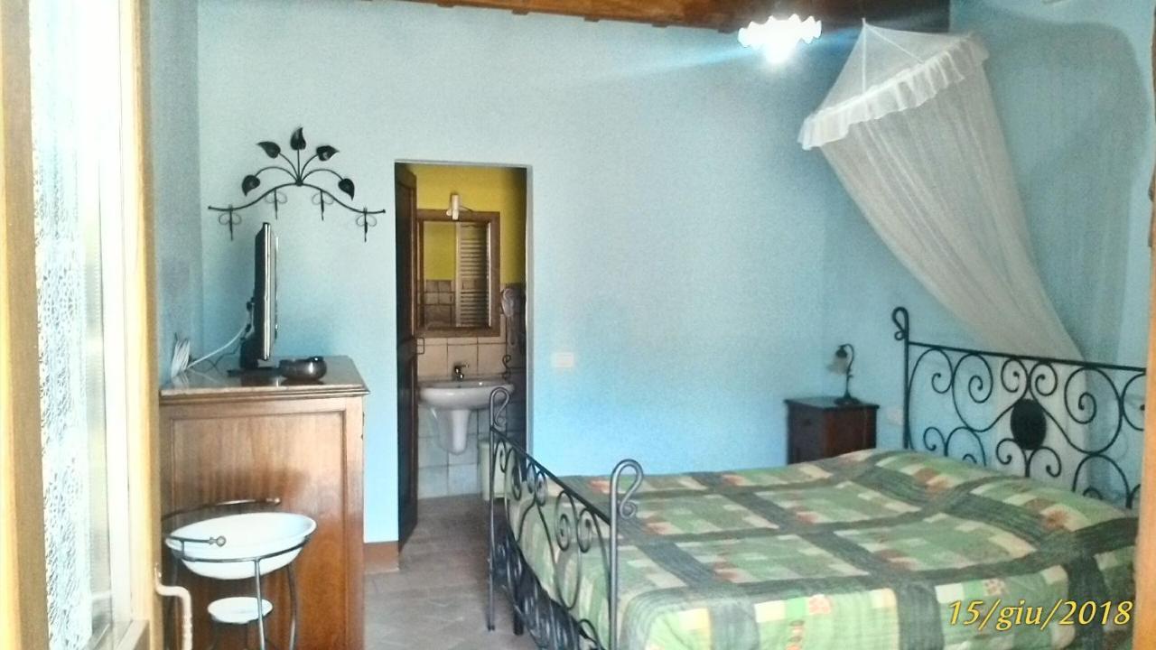 Апартаменты Casale Poggio Colpiccione Пассиньяно-суль-Тразимено Экстерьер фото